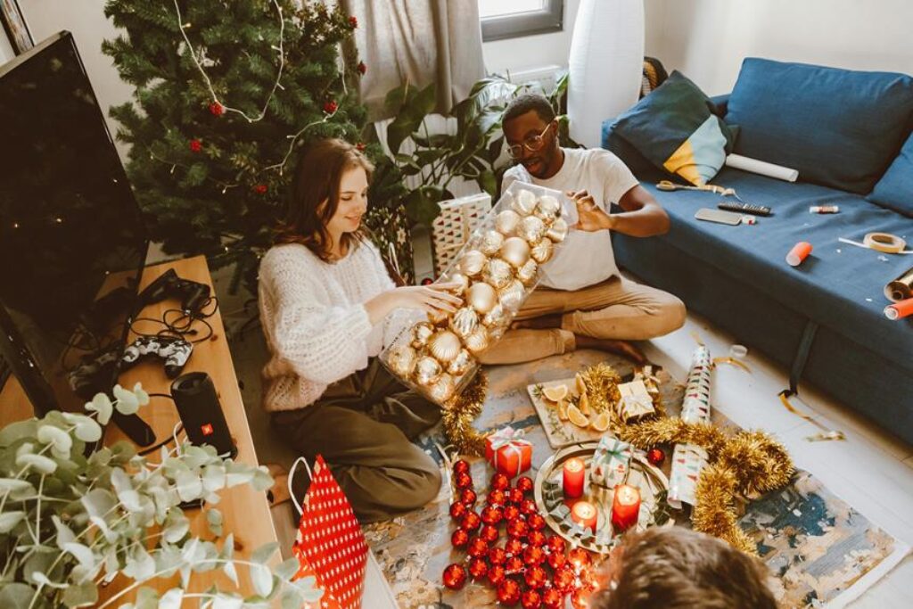 What Are the Best Holiday Decorating Ideas for Small Spaces? What Are the Best Holiday Decorating Ideas for Small Spaces?