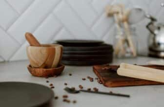 What Are the Best Countertop Accessories for a Chic Kitchen?