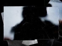 How Can You Combine Light and Shadow for Dramatic Effects?